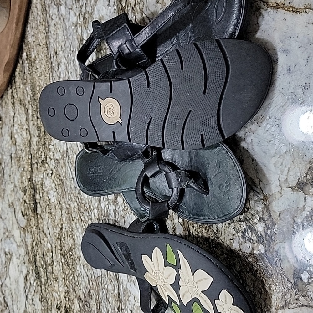 Born sandals - Picture 2 of 3